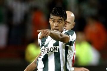 Nacional cerró su fase de grupos con victoria sobre Libertad.