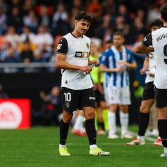 André Almeida, exigente: “Quiero sentirme valorado en el Valencia”