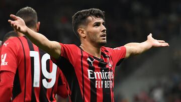 Brahim celebra un gol del Milan.