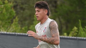 Jorge Carrascal en un entrenamiento de River Plate