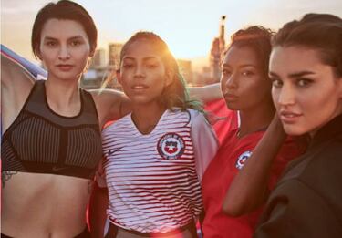 Presentan la camiseta que usará Chile en el Mundial de Francia