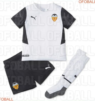 La camiseta de esta temporada evoca la del Doblete de 2004