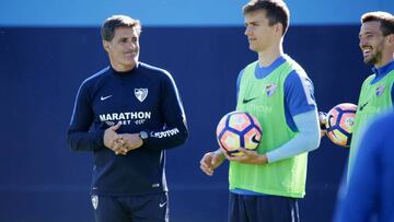 Míchel recupera a Peñaranda, Recio y Juankar ante el Barça