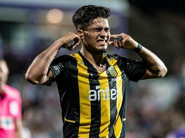 Arezo deja la puerta abierta a Peñarol