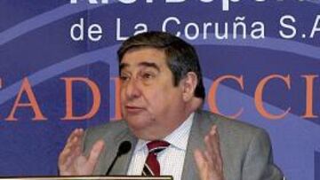 <b>PREPARADO. </b>Lendoiro tiene listas las cuentas para la Asamblea.