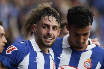 Jofre Carreras y Omar El Hilali, ambos canteranos, celebrando un gol esta temporada.