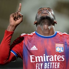 Con la intención de reforzar el armazón