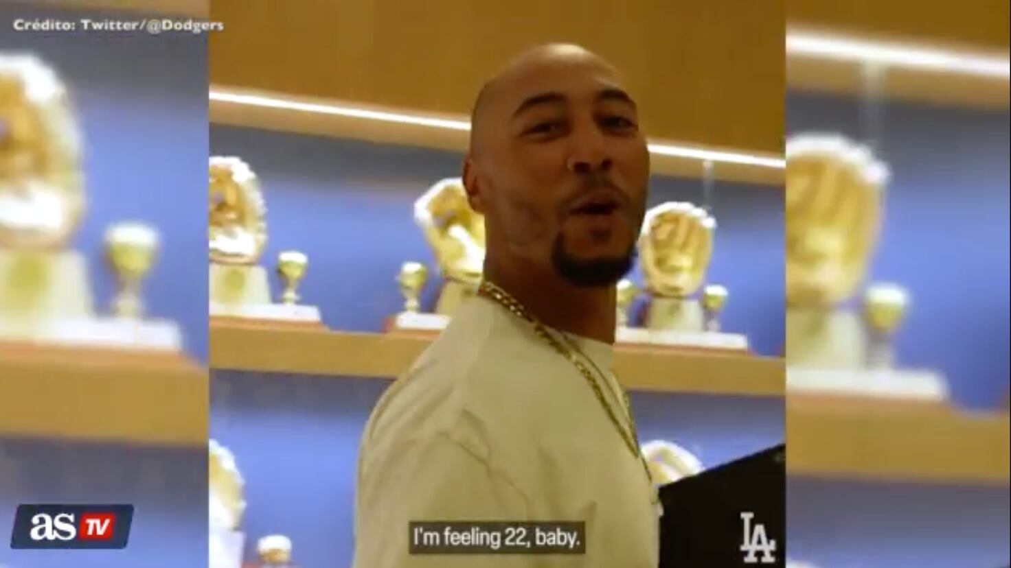 WATCH: The Dodgers name off their favorite Taylor Swift songs - AS USA