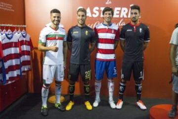 La nueva equipación del Granada para la campaña 2015-2016.