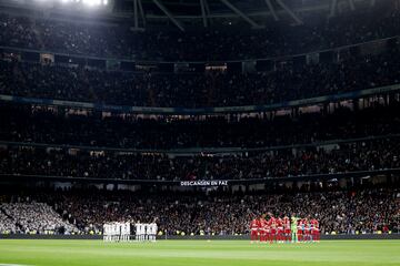 Respetuoso minuto de silencio en el Santiago Bernabéu en memoria de Luis Blasco y Concha Velasco.