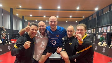 Los jugadores del Kutxabank Priego celebran el triunfo en Francia