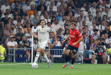 El defensa español juega su primer partido en primera división con la camiseta del Real Madrid.