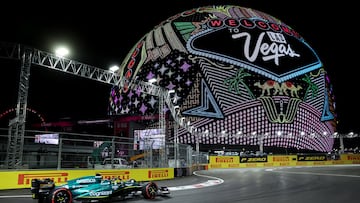 Formula One F1 - Las Vegas Grand Prix - Las Vegas Strip Circuit, Las Vegas, Nevada, U.S - November 18, 2023 Aston Martin's Fernando Alonso in action in front of the sphere during qualifying REUTERS/Mike Blake