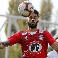 La gran incógnita en torno al futuro de Larrondo en La Calera