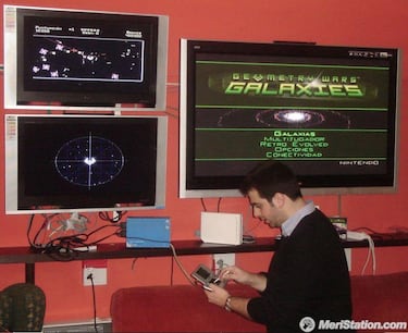 La frenética acción de Geometry Wars regresa por partida doble