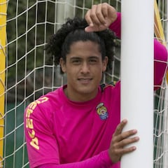 "Estoy agradecido a Las Palmas, pero siempre aspiro a más"