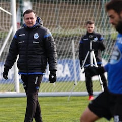 El once de Cristóbal contra el Valencia, pendiente de Adrián