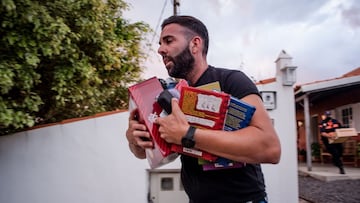 The erupting volcano on the Spanish Canary Islands has forced several more residents to evacuate their homes, which stand in the path of the gushing lava.