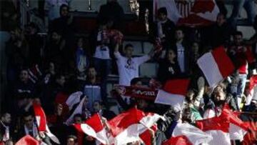 La plantilla del Sevilla pide disculpas a su afición