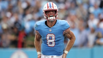 NASHVILLE, TENNESSEE - OCTOBER 29: Will Levis #8 of the Tennessee Titans celebrates after throwing a touchdown pass during the second half against the Atlanta Falcons at Nissan Stadium on October 29, 2023 in Nashville, Tennessee.   Justin Ford/Getty Images/AFP (Photo by Justin Ford / GETTY IMAGES NORTH AMERICA / Getty Images via AFP)