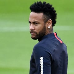 Juventus enter the race to sign Neymar