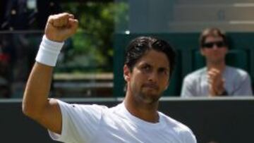 Fernando Verdasco celebra su triunfo ante el telón Ernests Gulbis.