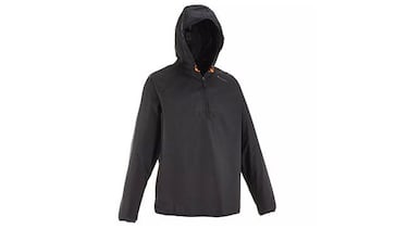 ¿Cómo equiparse para la lluvia? Reunimos los accesorios básicos para no mojarse