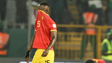 Guinea's midfielder #15 Seydouba Cisse reacts after losing at the end of the Africa Cup of Nations (CAN) 2024 group C football match between Guinea and Senegal at Stade Charles Konan Banny in Yamoussoukro on January 23, 2024. (Photo by Issouf SANOGO / AFP)