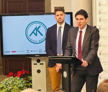 Karanka: ¡°La ¨¦lite del f¨²tbol pasar¨¢ por Granada¡±