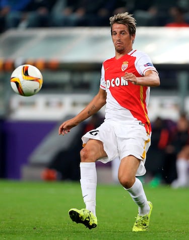 Militó en las filas del Mónaco la temporada 2015-16. Jugó 19 partidos y anotó 3 goles. 