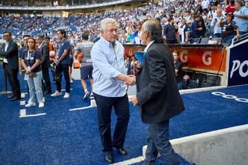 (L-R), Victor Manuel Vucetich head coach of Monterrey and Raul Gutierrez head coach of Cruz Azul during the game Monterrey vs Cruz Azul at BBVA Bancomer Stadium on October 15, 2022.