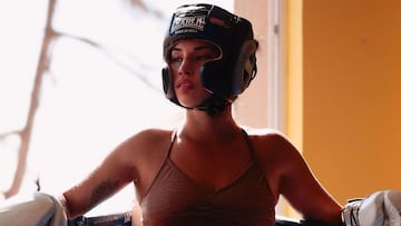 La boxeadora española Tania Álvarez durante un entreno.