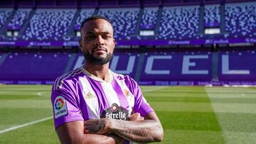 Cyle Larin ya es jugador del Real Valladolid.