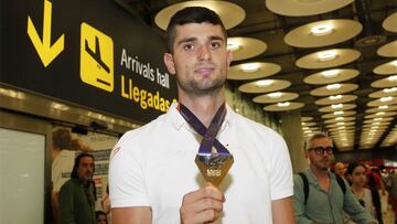 Asier Mart¨ªnez tras ganar el oro: ¡°Ha merecido la pena perderse las fiestas¡±