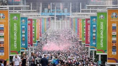 Euro 2020 final: Italy-England - Wembley Way livecam