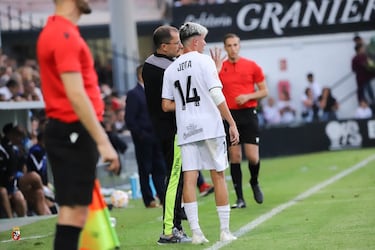 Rodri Ros, el hroe de la salvacin, regresa al Ceuta