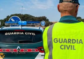 Si voy conduciendo estas Navidades y la policía me detiene, esto es lo que nunca debo responder: el consejo de un abogado