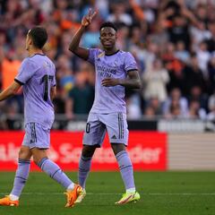 Vínícius Jr suffers racist abuse in LaLiga: live reaction and updates from Valencia - Real Madrid