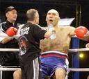 Valuev extiende el dominio ex soviético en los pesados