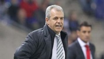 JAVIER AGUIRRE