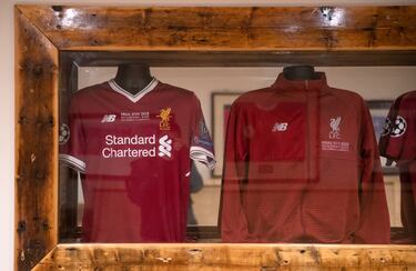 Taggys, un sue?o hecho realidad con pedazos de historia de Anfield