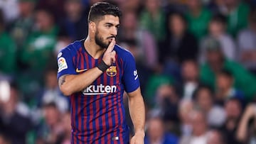 Luis Suárez: ankle sprain leaves him out for 15 days