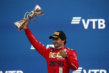 Las im¨¢genes de la 100? victoria de Hamilton en la F1