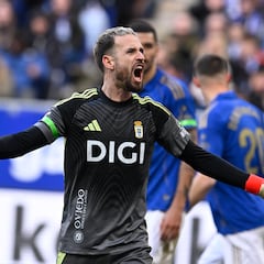 Cazorla y Thiago devuelven al Oviedo a la senda del triunfo