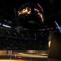 Who was Raymond Sawada, the former Dallas Stars player who passed away on Monday?