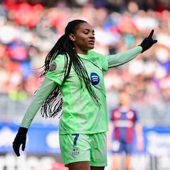 Salma se reinventa en su centenario