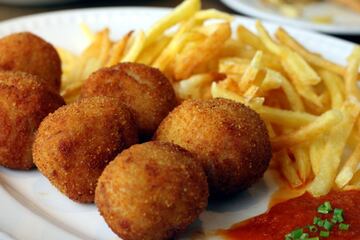 Taberna Los Gallos, momentos inolvidables en el callejón de Puigcerdá