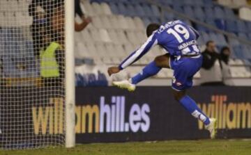 2-0. Iván Cavaleiro marcó el segundo tanto.