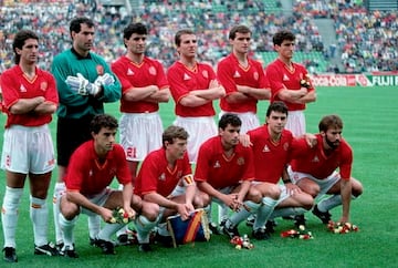 Equipación de la Selección Española entre 1987 y 1991. Formación de 1990.