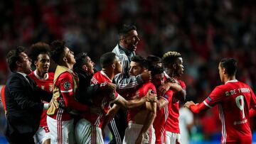 El Benfica sorprende al Lyon